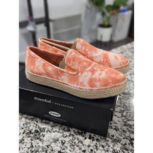 Dr. Scholl's Espadrille Slip-Ons - Far Out  Size: 8.5 M /NEW